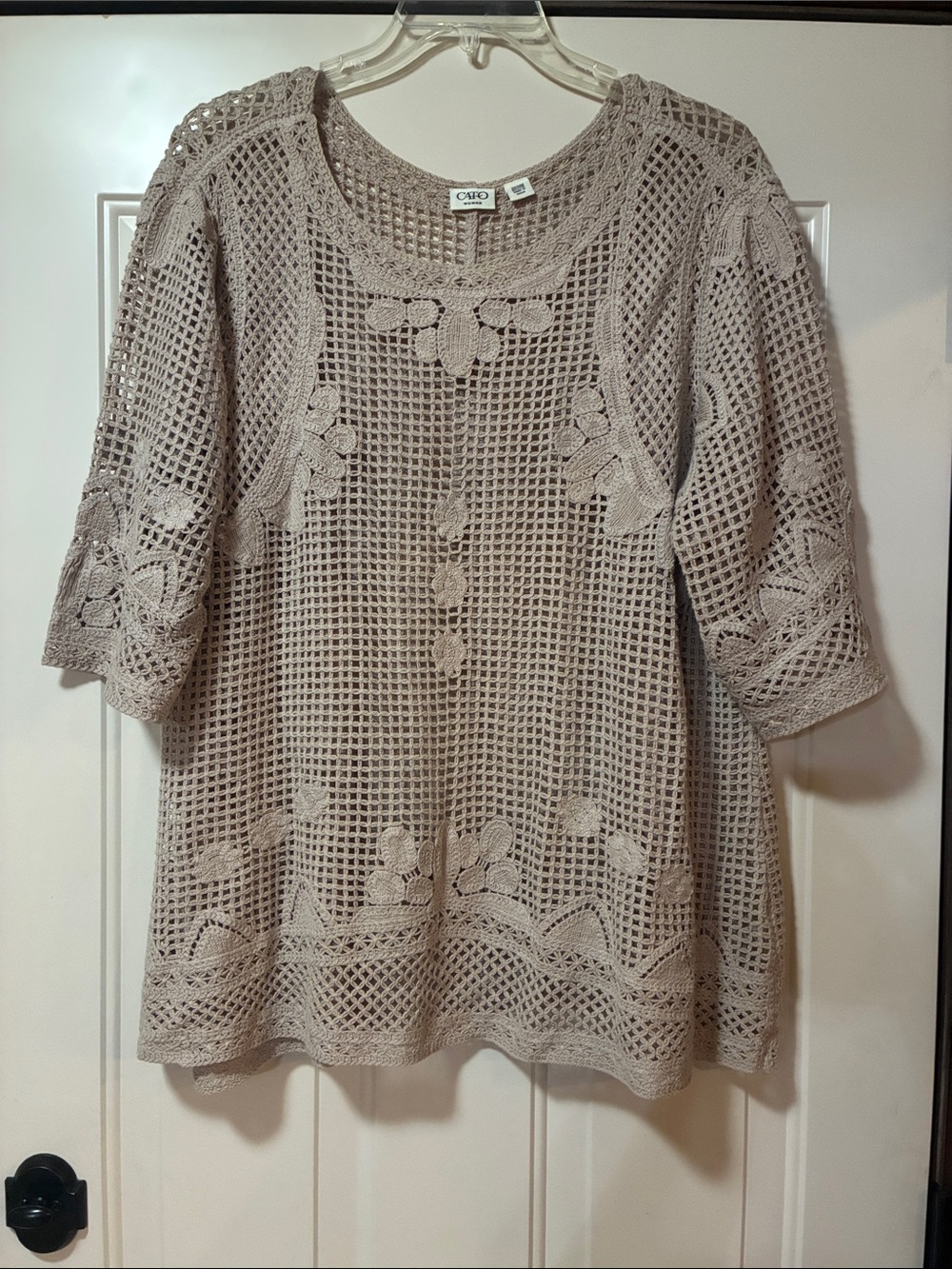 Cato 22/24W Taupe Neutral Crochet Open-Weave Tunic with Floral Appliqué Accents